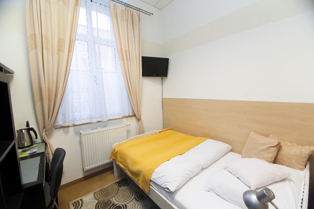 Akacja Pokoje Goscinne Krakau Zimmer foto